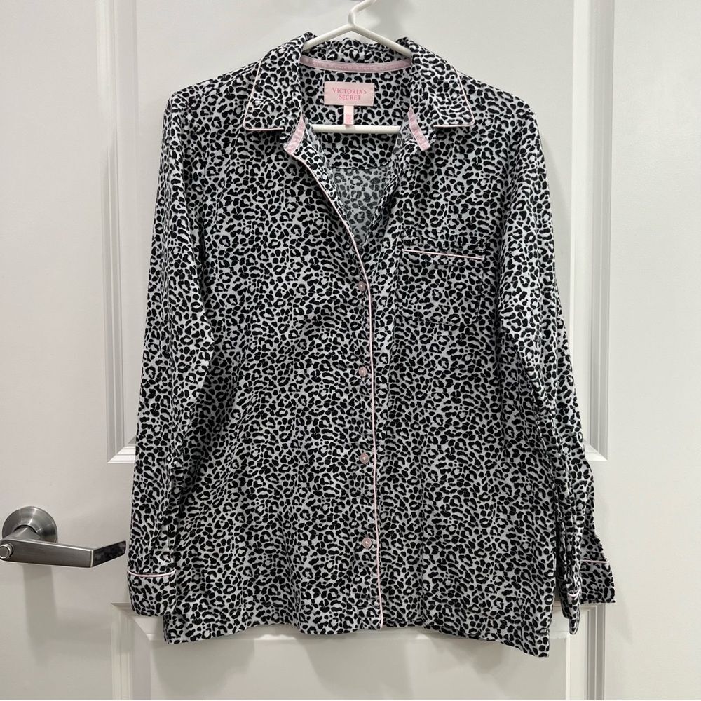 Victoria Secret Pajama Top Size Small